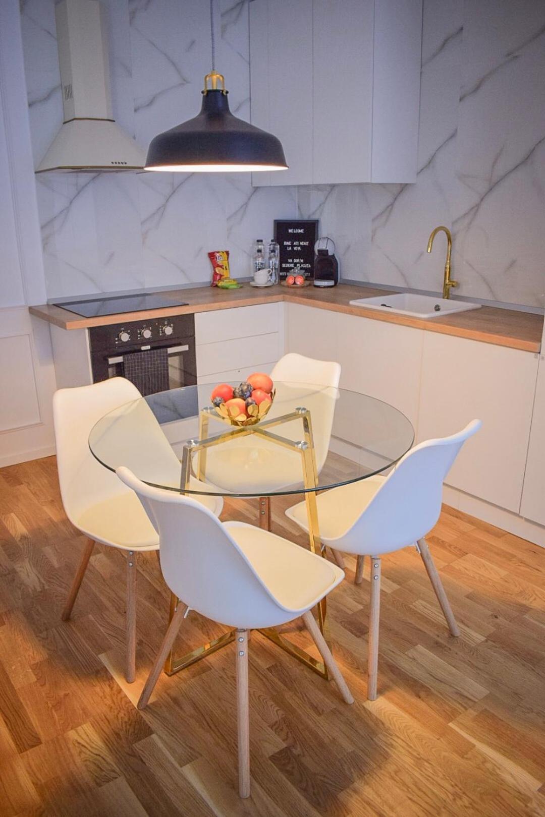 Voya Nordic Apartment-A Luxury Oasis In The Old Town Μπρασόβ Δωμάτιο φωτογραφία