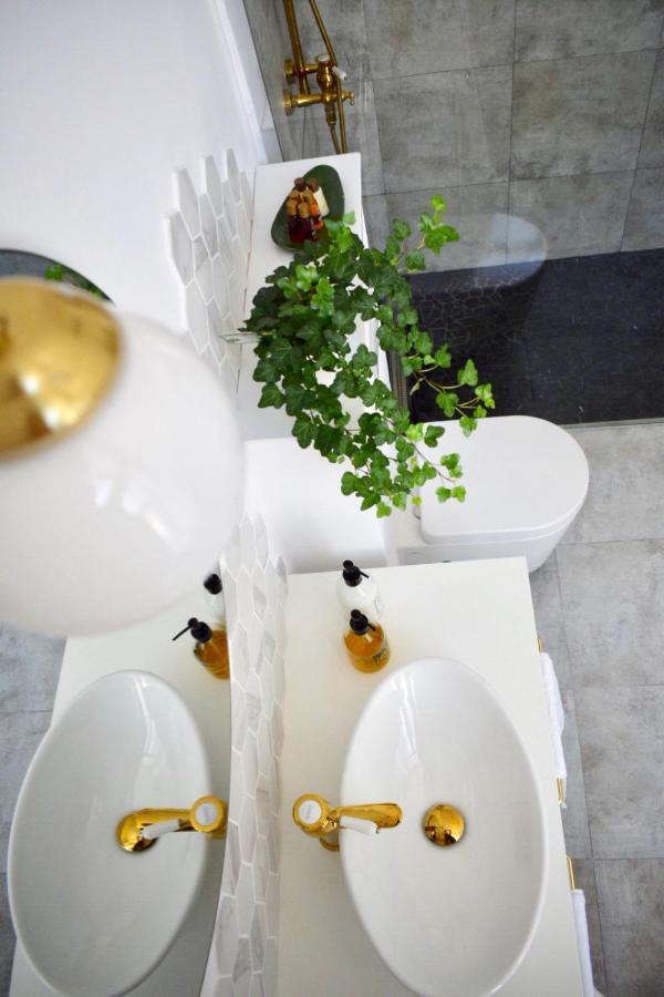 Voya Nordic Apartment-A Luxury Oasis In The Old Town Μπρασόβ Εξωτερικό φωτογραφία