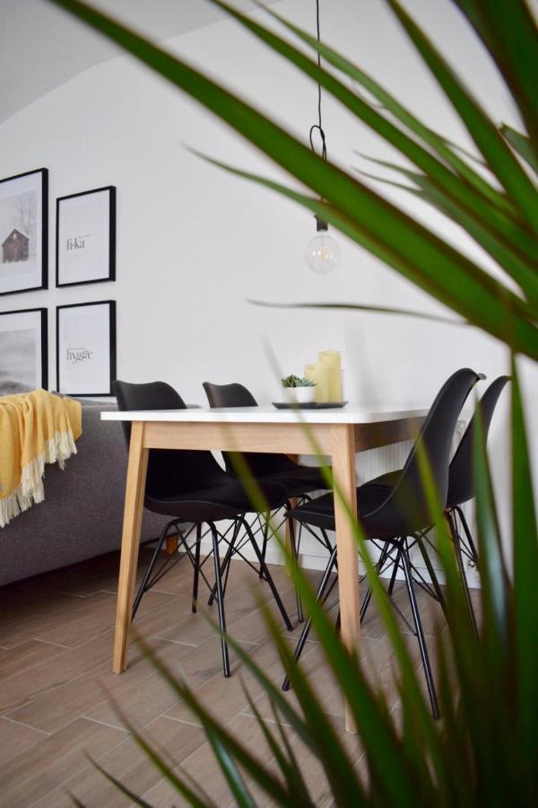 Voya Nordic Apartment-A Luxury Oasis In The Old Town Μπρασόβ Εξωτερικό φωτογραφία